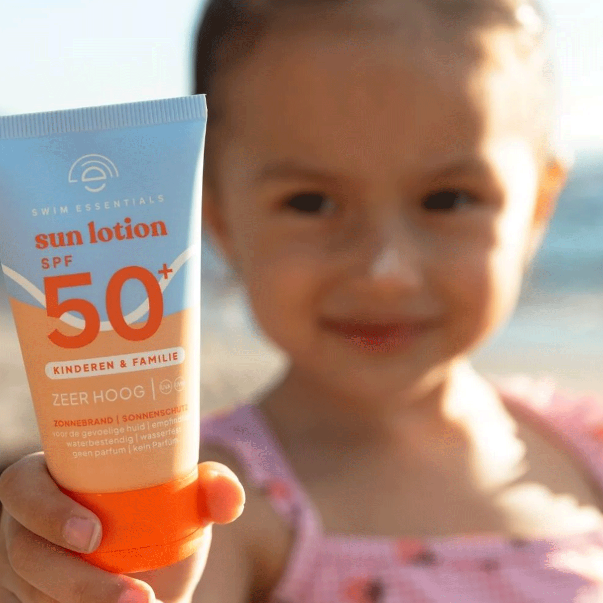 Swim Essentials - Sun Lotion Sensitive SPF50+ - 50 ml, foto 2 van 4
